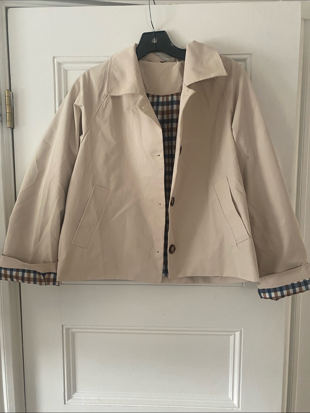 Women's Cream Short Trench Coat with Check Lining